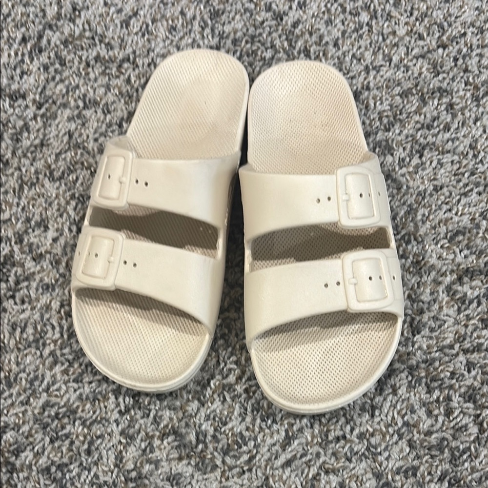 Freedom Moses Cream Sandals